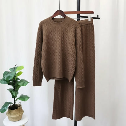 Sweater pullover and pants set